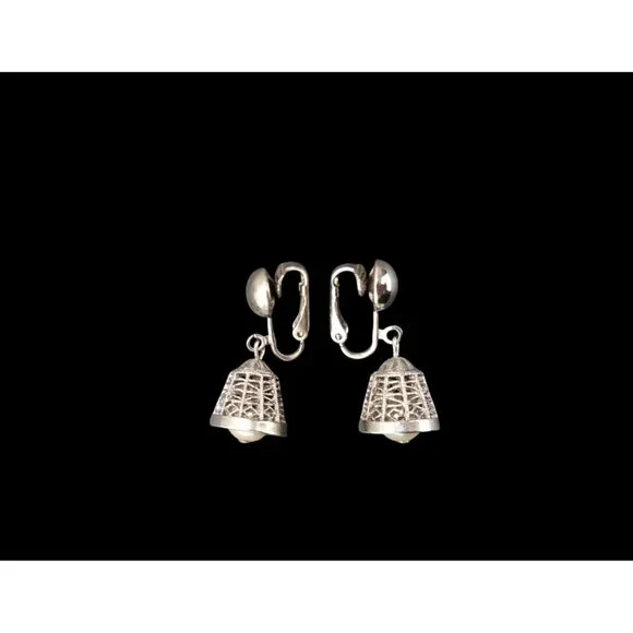 Vintage Judy Lee Silver Tone Clip On Bell Shape Earrings Faux Pearl Filigree - Picture 2 of 4